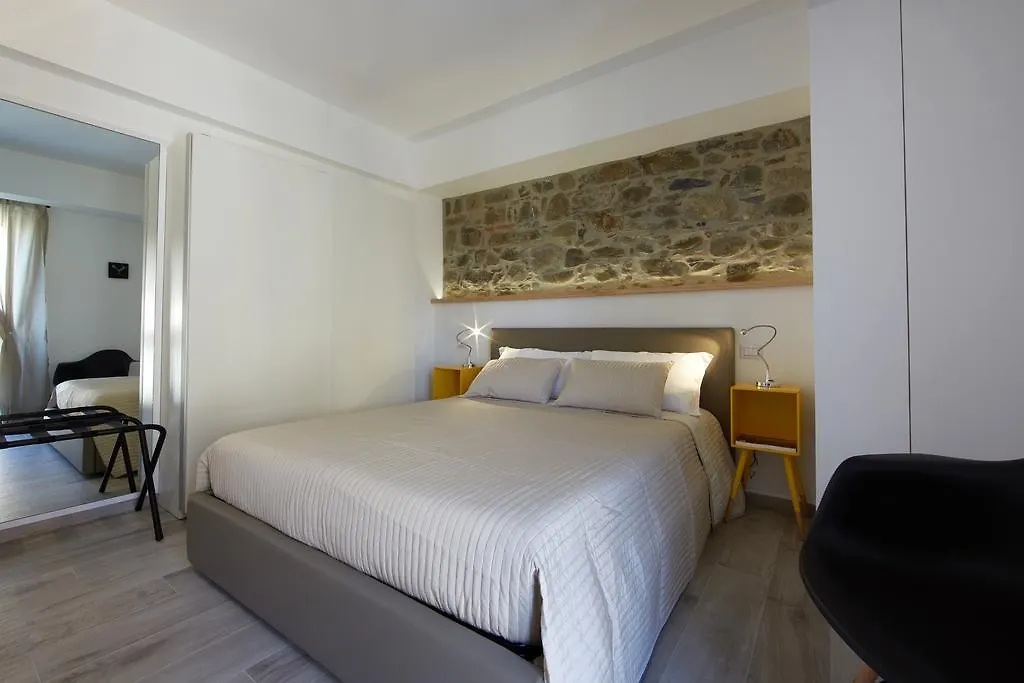 Al Duomo 4 Apartments Sant'Agata di Militello Italy